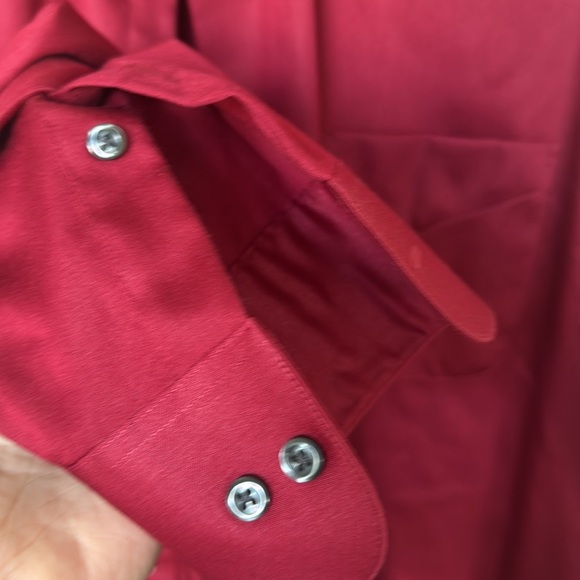 Geoffrey Beene sateen button up shirt red burgundy Long sleeved XL 17 34/35 - Picture 4 of 5